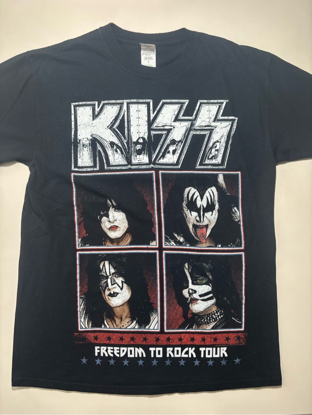Kiss freedom to rock tour grunge band graph shirt Edmonton/Calgary